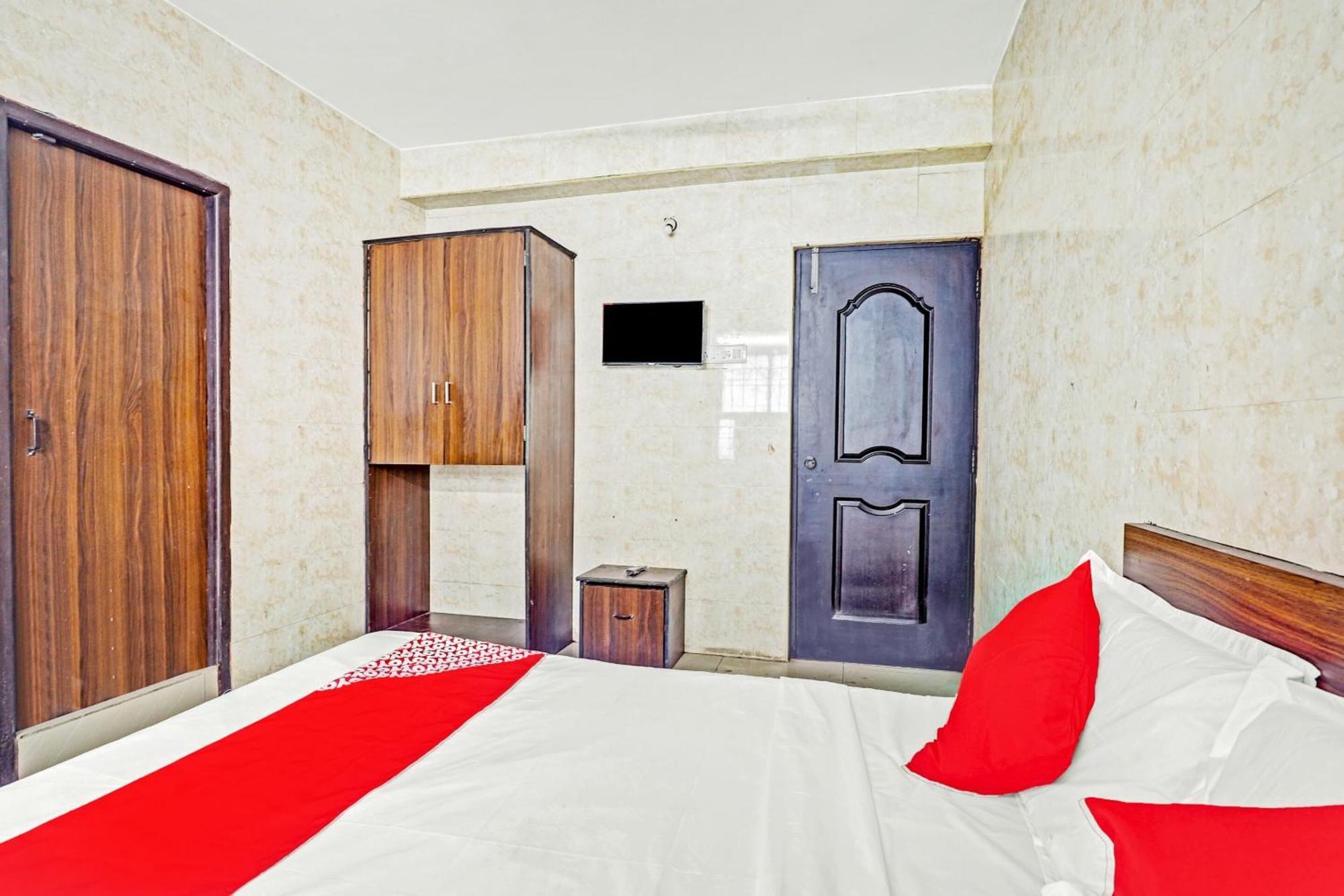 Hotel O Arunachala Guest House Madrás Exterior foto